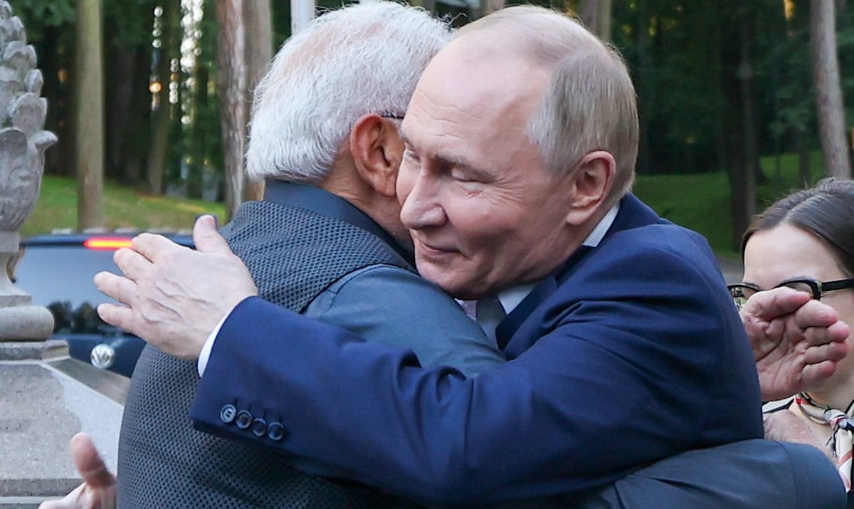 X/@narendramodi
: Prime Minister Narendra Modi's hug with Russian President Vladimir Putin during his Moscow visit in July this year